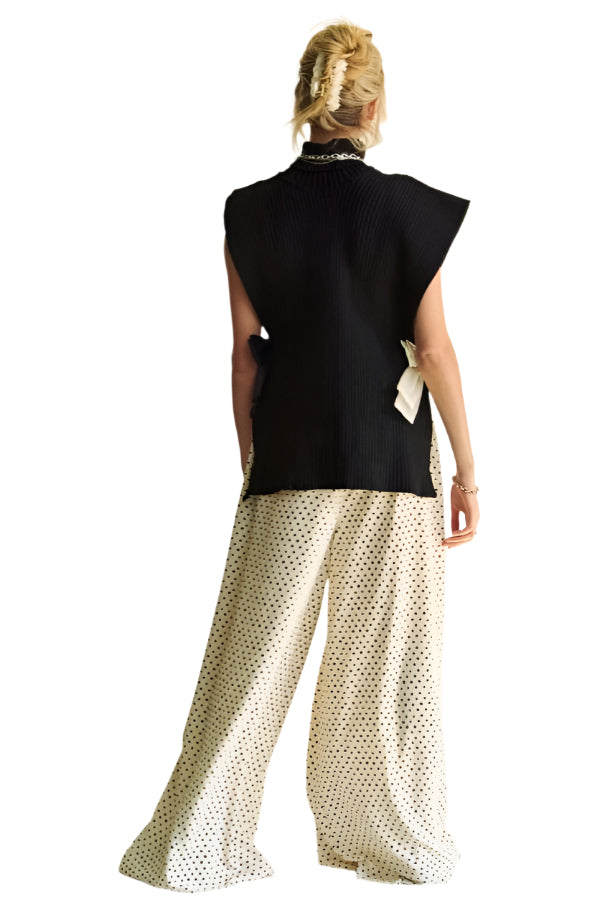 Davi & Dani Side Split Turtleneck Sleeveless Knit Top