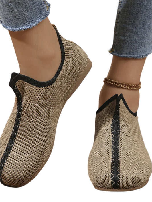 Mesh Round Toe Flat Sneakers