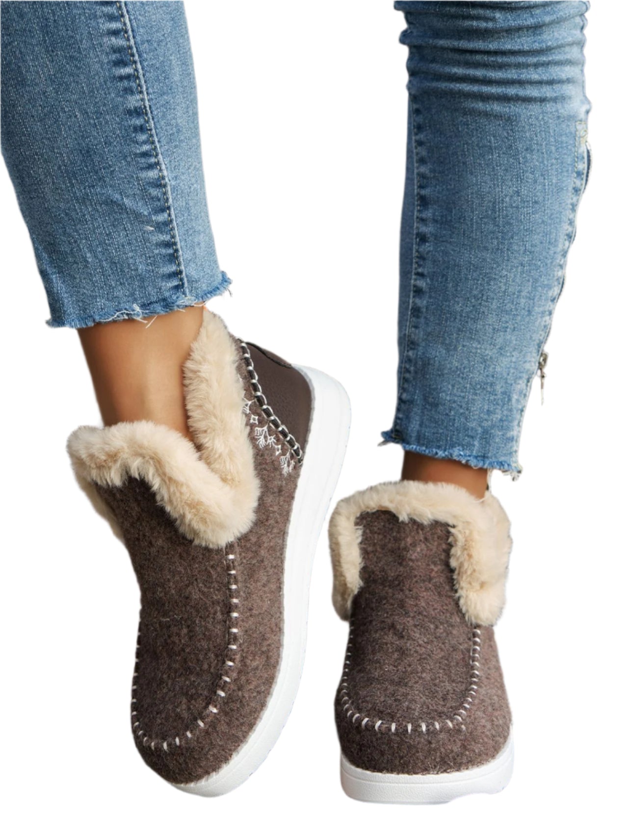 Furry Suede Round Toe Flat Sneakers
