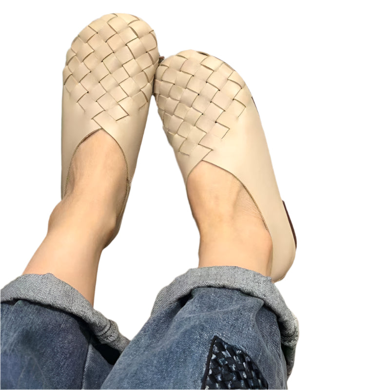 Round Toe Woven Cowhide Leather Flat Shoes