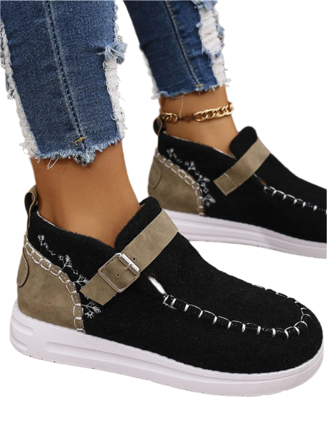 Contrast Round Toe Buckle Sneakers