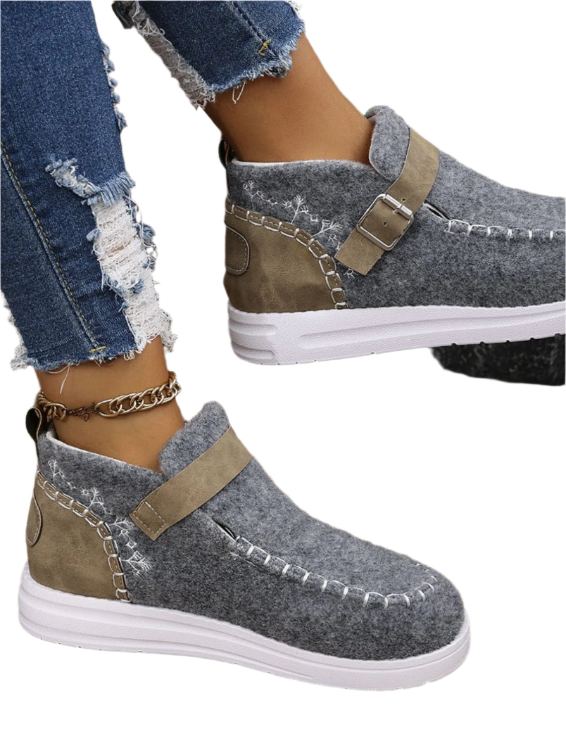 Contrast Round Toe Buckle Sneakers