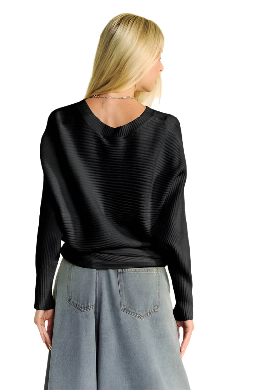 Davi & Dani Round Neck Batwing Sleeve Sweater