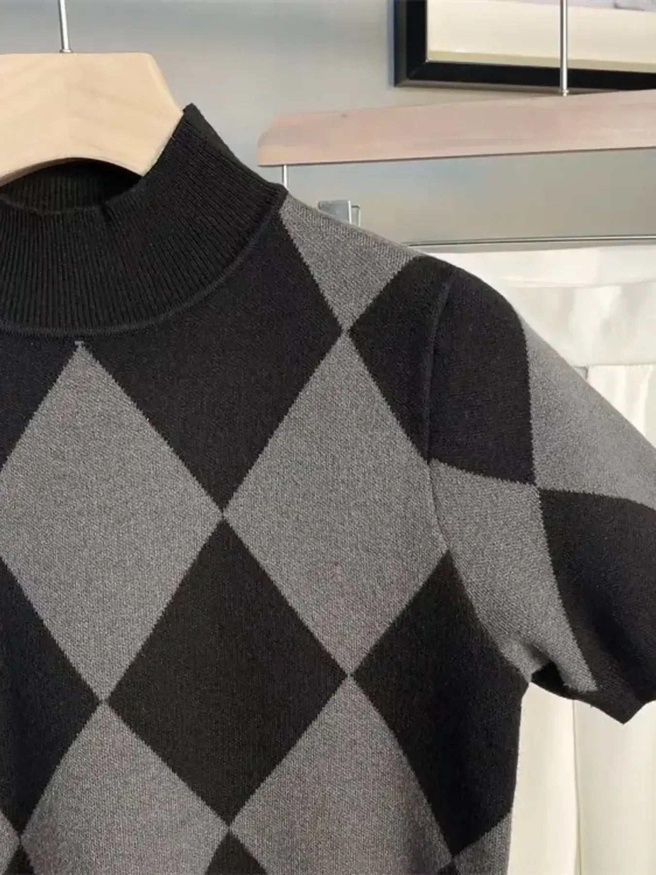 932e3f2ac1cf4ab6b43564eee2707b8c-Max-Origin