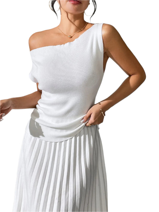 Single Shoulder Short Sleeve Knit Top
