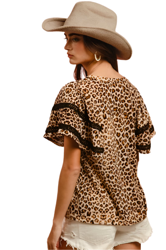 BiBi Leopard Crochet Trim Round Neck Short Sleeve Top