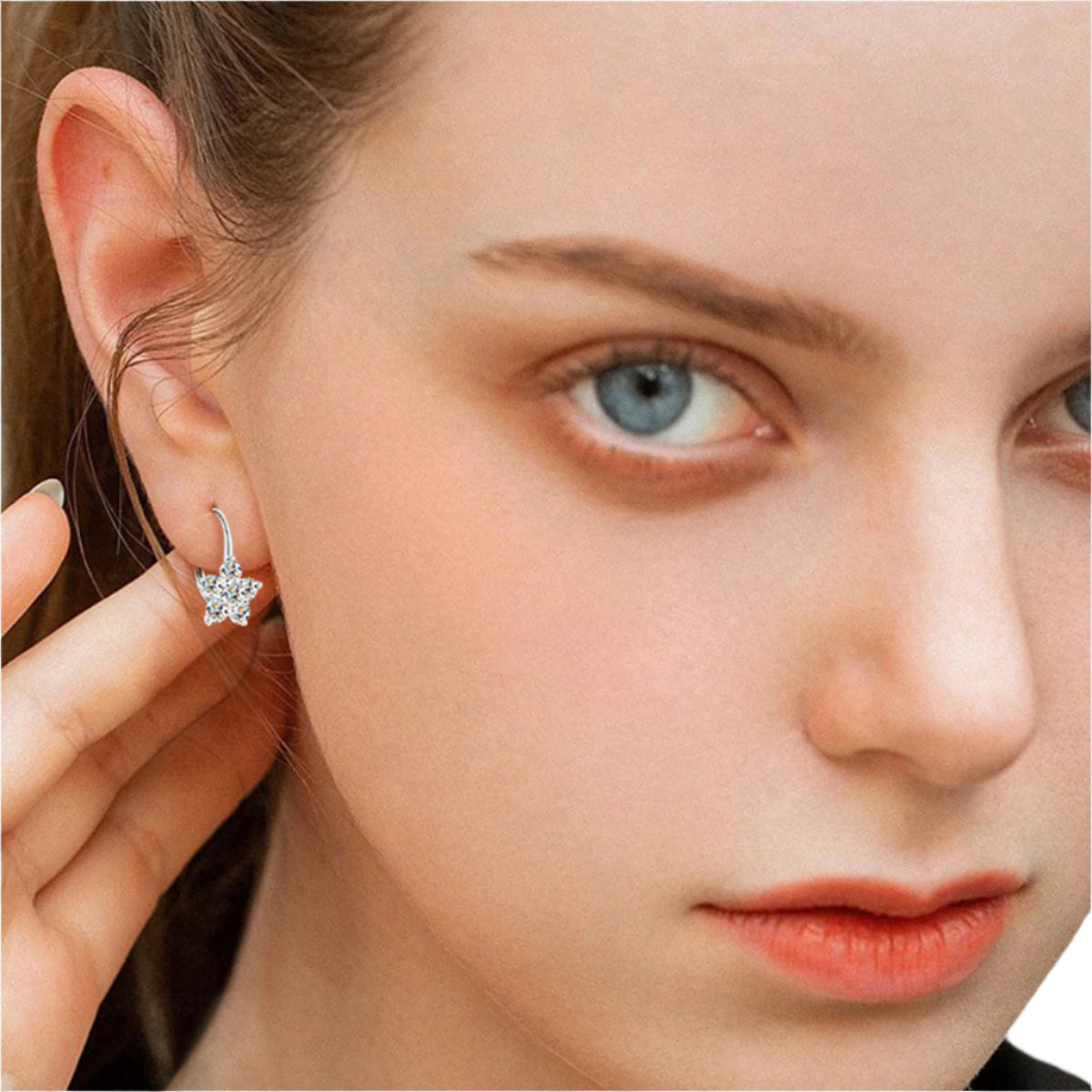 1.2 Carat 925 Sterling Silver Moissanite Flower Huggie Earrings