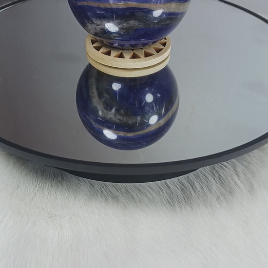 Sodalite crystal sphere
Norse Magic Store
