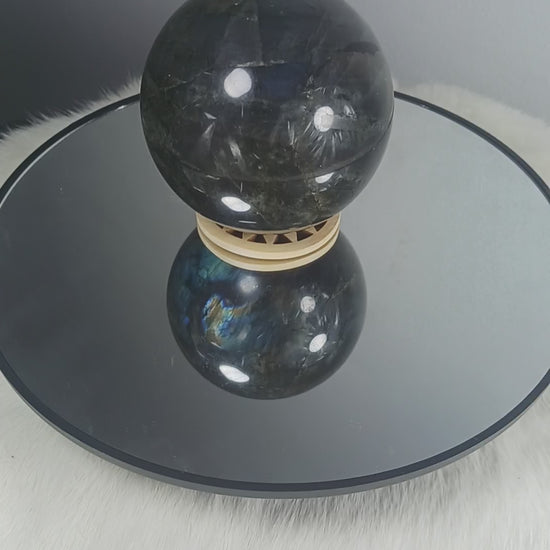 Labradorite Crystal Sphere
Norse Magic Store