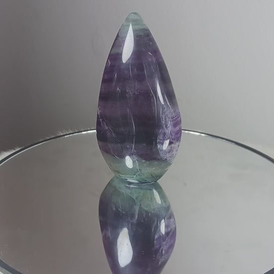  Fluorite Crystal Teardrop Point
Norse Magic Store