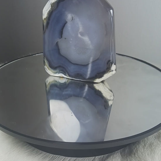 Druzy Agate Crystal Round Corner Tower
Norse Magic Store