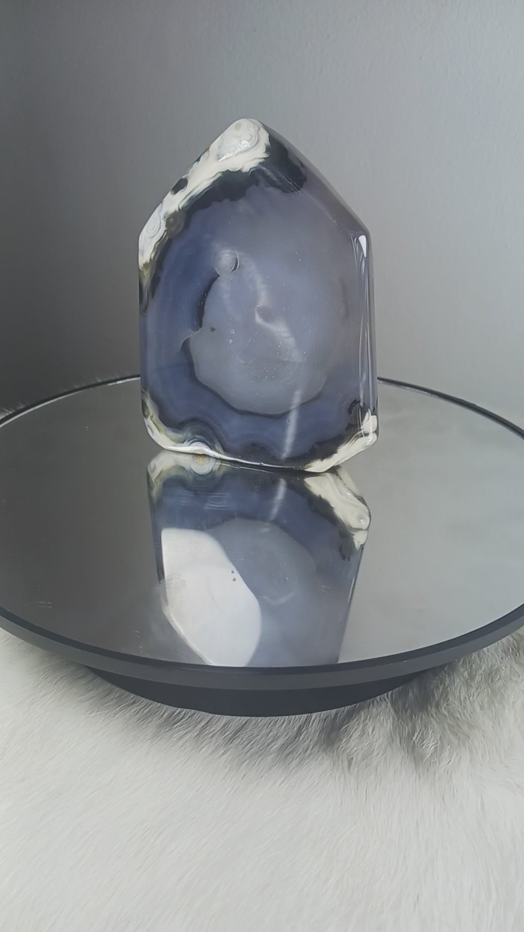 Druzy Agate Crystal Round Corner Tower
Norse Magic Store