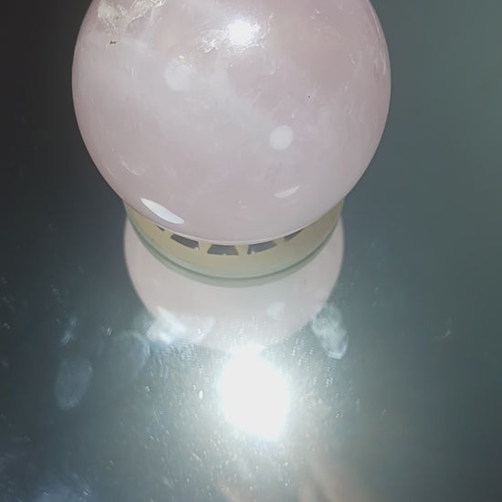 Star rose quartz sphere
Norse Magic Store