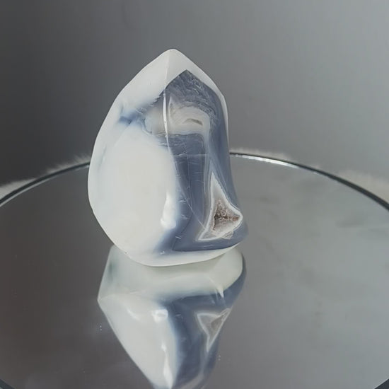 Orca Agate Crystal Flame
Norse Magic Store